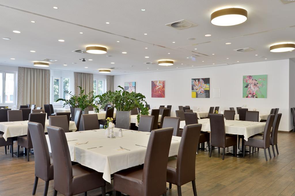 Hotel Goldener Adler Wattens Exterior foto