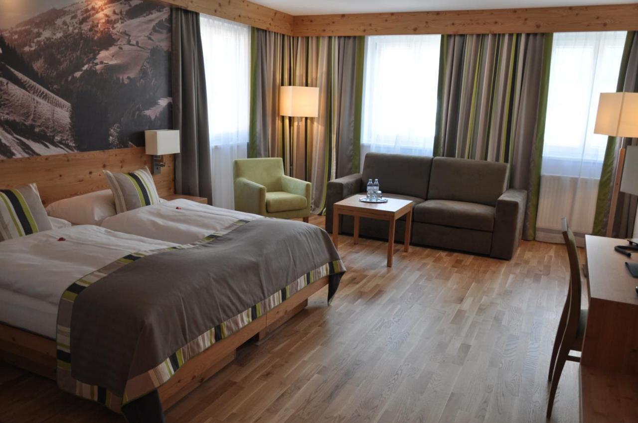 Hotel Goldener Adler Wattens Exterior foto